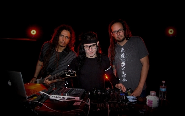 Korn - Chaos Lives in Everything (ft. Skrillex) - dubstepmusic.hu