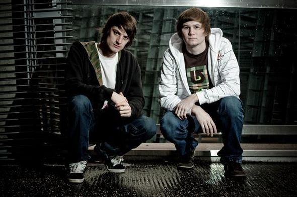 Camo & Krooked - Run Riot - dubstepmusic.hu